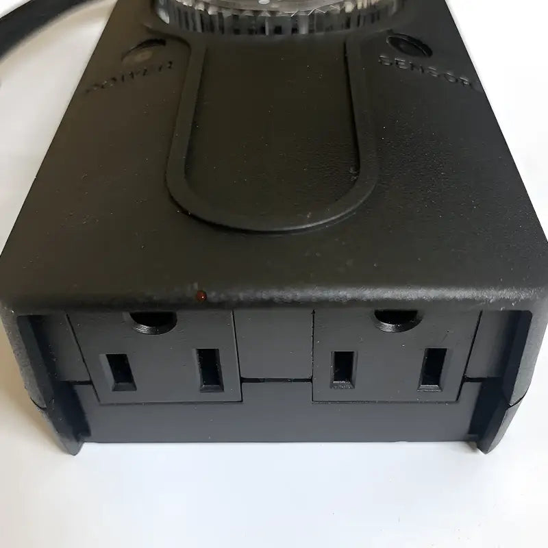 2 Outlet 15 Amp Outdoor Photocell Timer - Christmas Light Installation Accessories