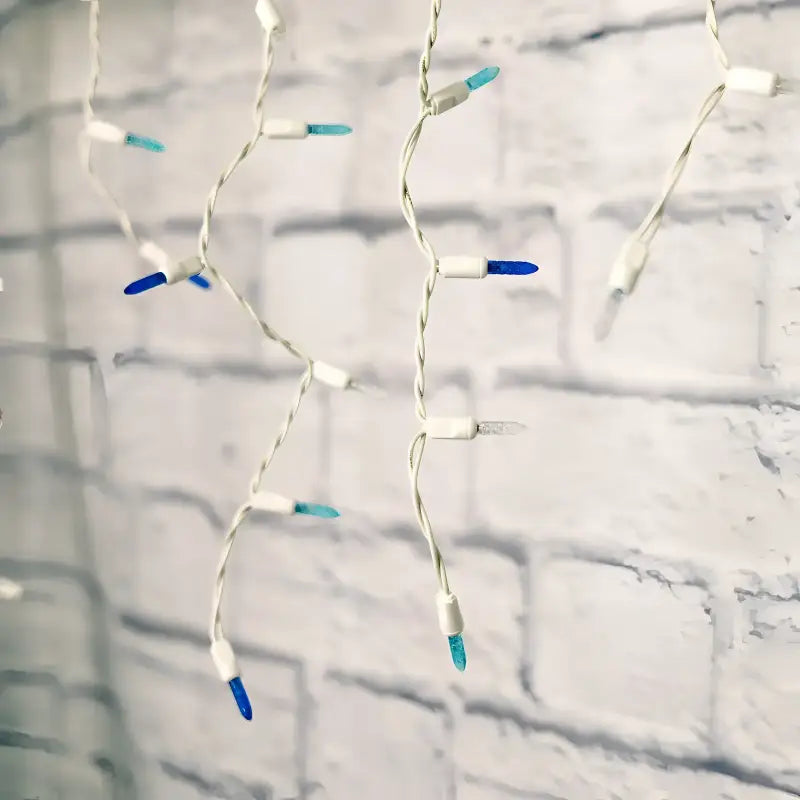 70 M5 Arctic Blue Cool White Teal DreamSpark Slow Fade LED Icicle Lights Christmas Lights