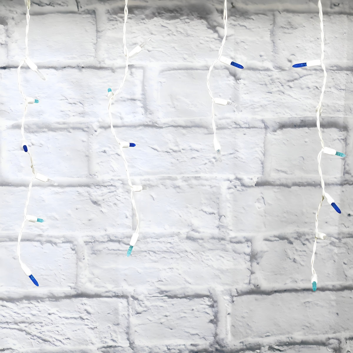 70 M5 Arctic Blue Cool White Teal DreamSpark Slow Fade LED Icicle Lights - Christmas Lights