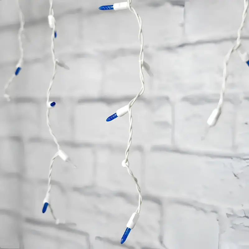 70 M5 Blue Cool White LED Icicle Lights - Christmas Lights