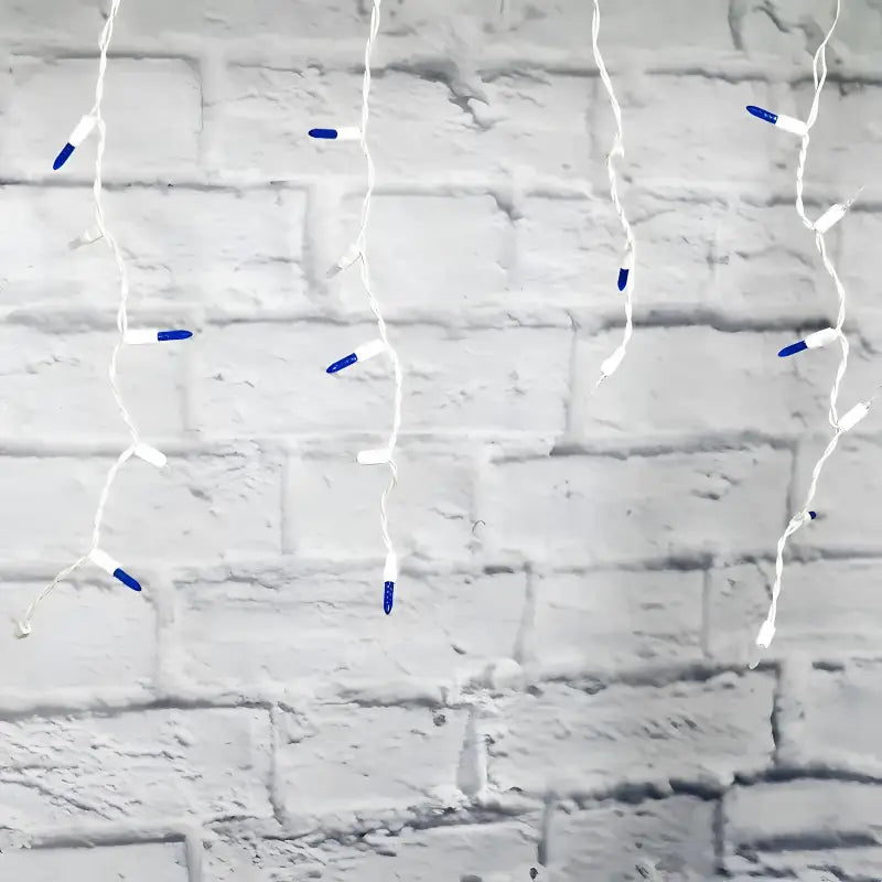70 M5 Blue Cool White LED Icicle Lights - Christmas Lights