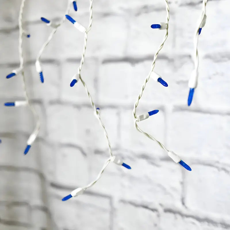 70 M5 Blue DreamSpark Slow Fade LED Icicle Lights - Christmas Lights