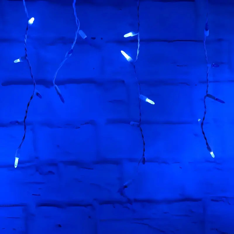 70 M5 Blue DreamSpark Slow Fade LED Icicle Lights - Christmas Lights