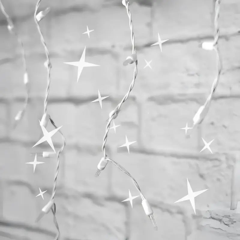 70 M5 Cool White Twinkle LED Icicle Lights Christmas Lights