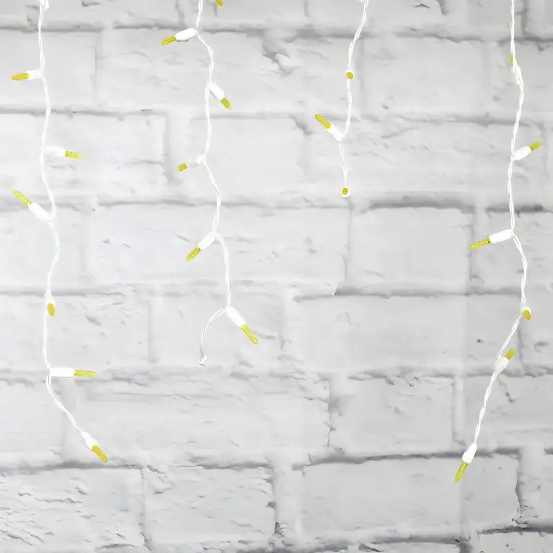 70 M5 Gold DreamSpark Slow Fade LED Icicle Lights - Christmas Lights