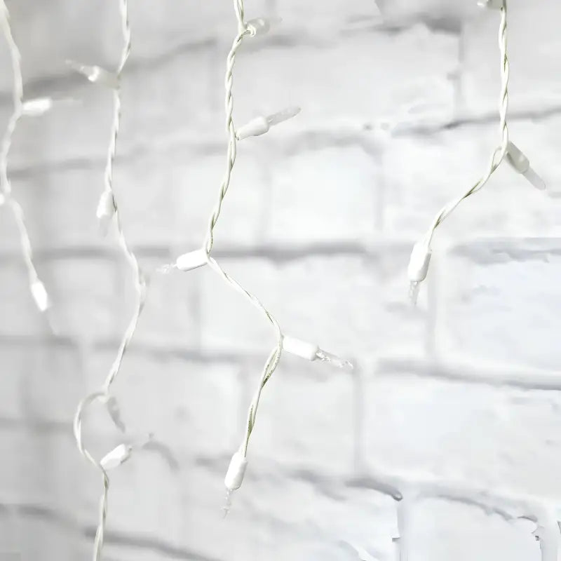 70 M5 Warm White DreamSpark Slow Fade LED Icicle Lights - Christmas Lights