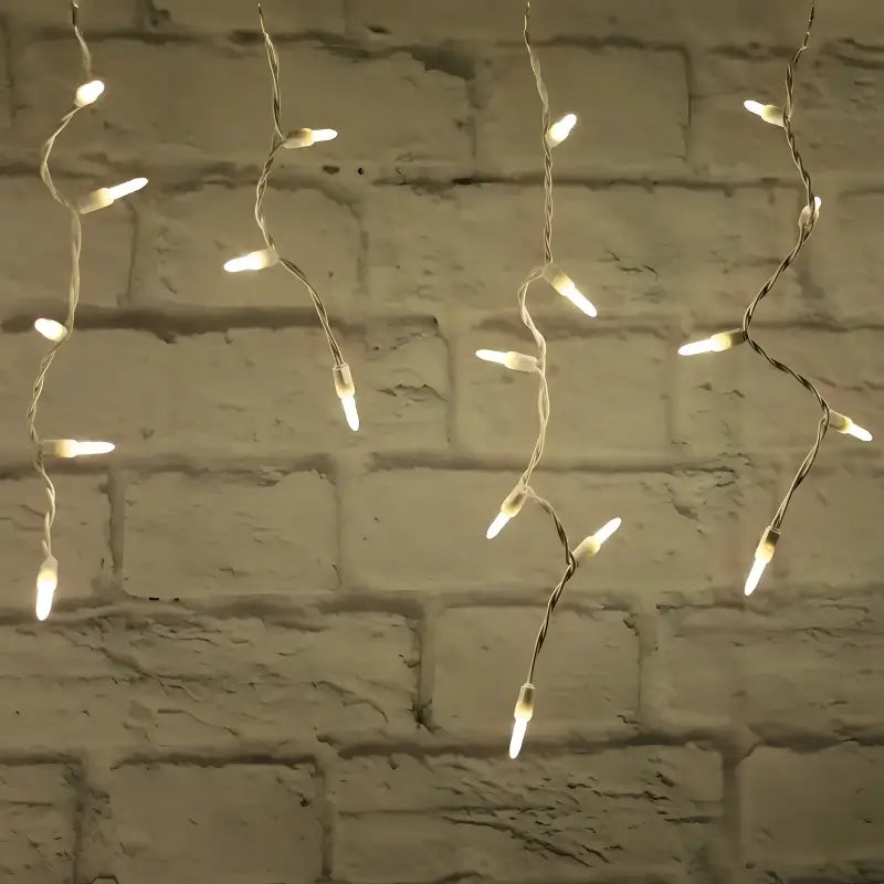 70 M5 Warm White DreamSpark Slow Fade LED Icicle Lights - Christmas Lights