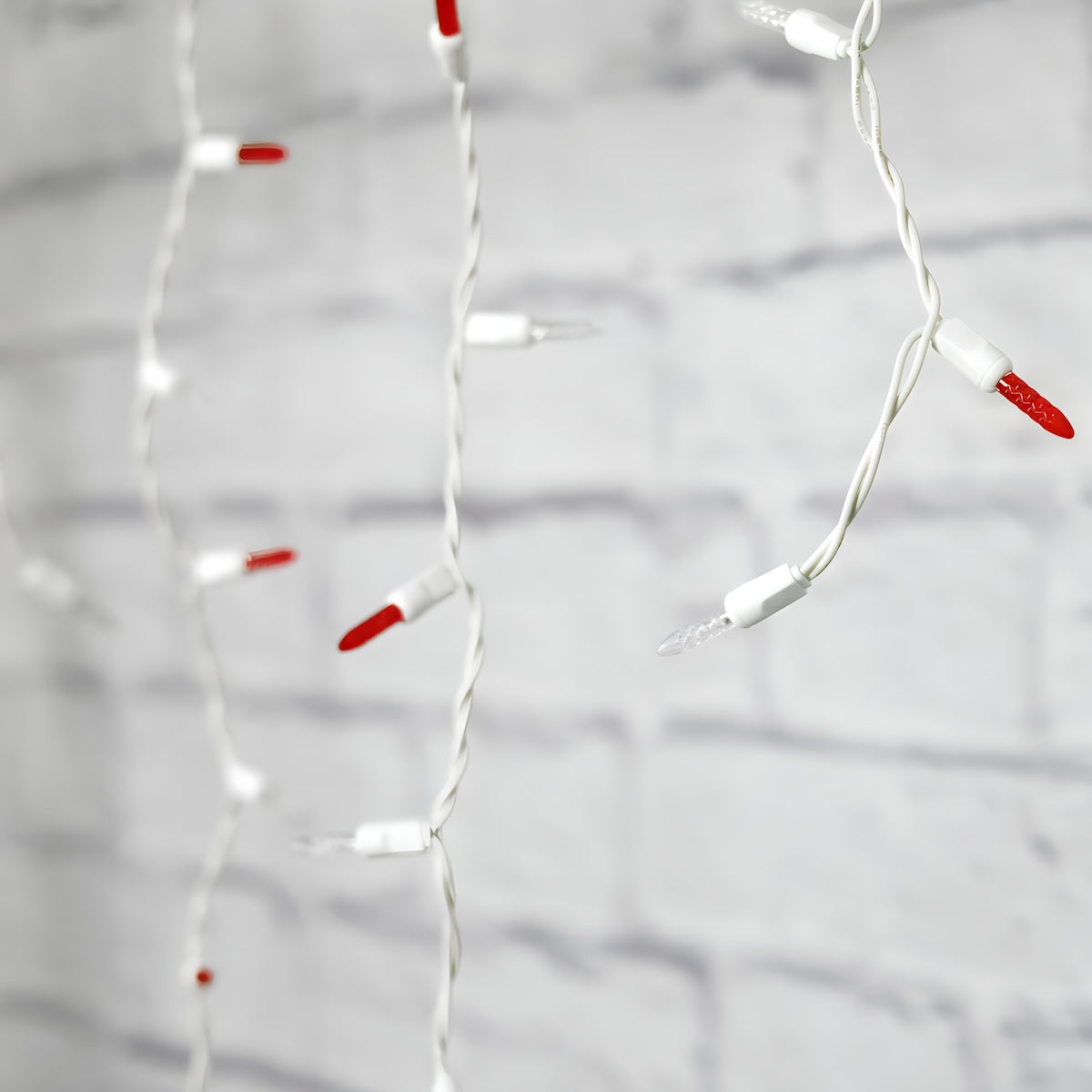 M5 Red and Cool White LED Icicle Lights 70 Bulbs 7.5ft Long White Wire - Christmas Lights