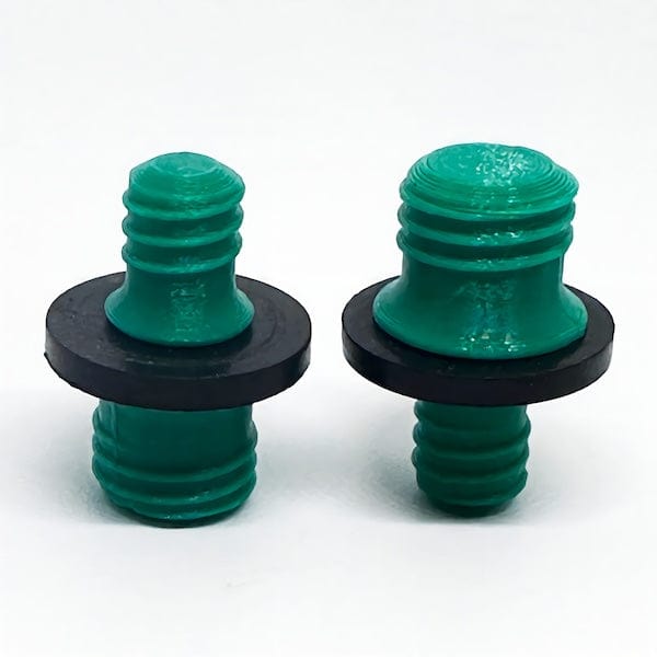 Socket Stuffer Screw In Socket Covers Seals for Empty C7 and C9 Sockets Green Pack of 25 - Christmas Light Installation