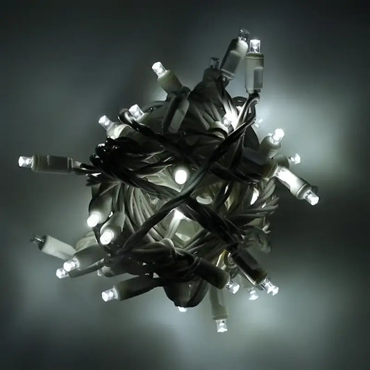 50 5mm Cool White QuadSpark Strobing/Static LED Strobe Lights 6’’ Spacing White Wire Christmas Lights