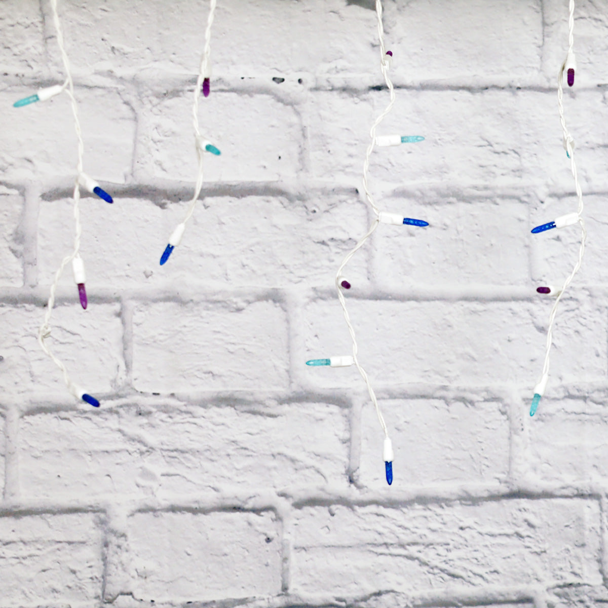 70 M5 Stardust Blue Purple Teal DreamSpark Slow Fade LED Icicle Lights - Christmas Lights