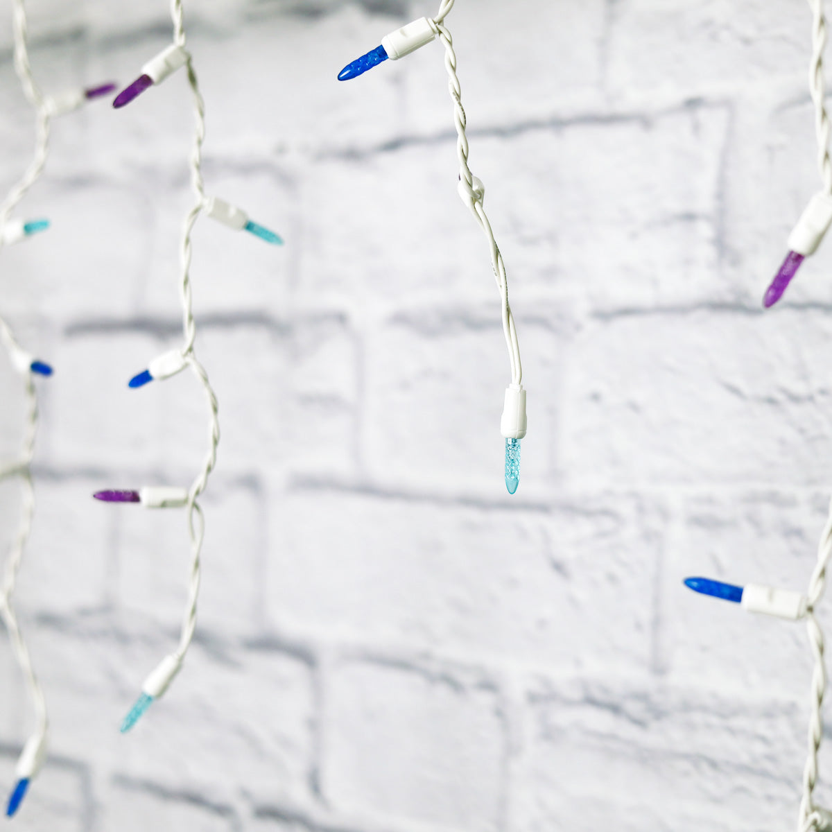 70 M5 Stardust Blue Purple Teal DreamSpark Slow Fade LED Icicle Lights - Christmas Lights