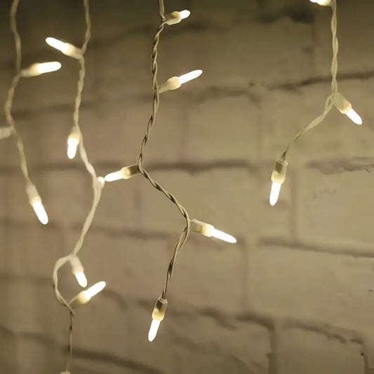 70 M5 Warm White LED Icicle Lights Christmas Lights