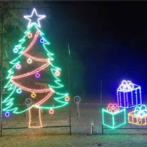 How To Decorate Your Yard for The Holidays with Wireframes Displays and Yard Art