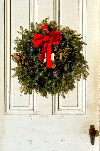 Interesting Things You Never Knew About Your Christmas Decorations Part