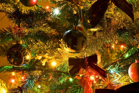 Decorate Your Christmas Tree Right With These Top Tips