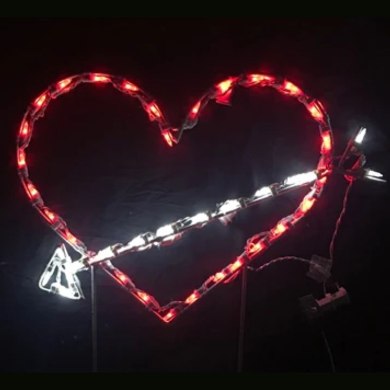 Heart with Arrow - Wireframes Displays and Yard Art